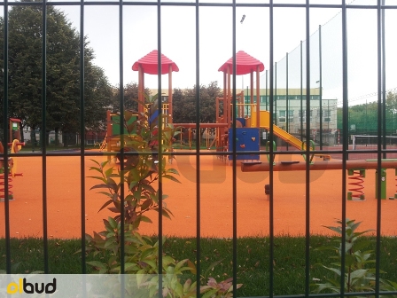 Ogrodzenie kompleksu boisk sportowych oraz placu zabaw w Gdańsku