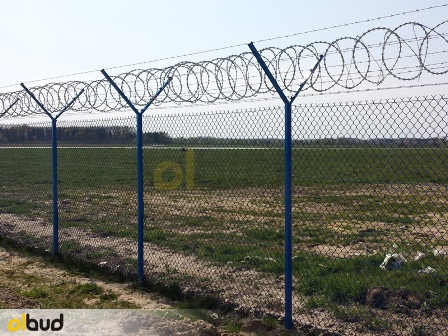 Ogrodzenie bazy paliw MPS na lotnisku wojskowym Gdynia Babie Doły